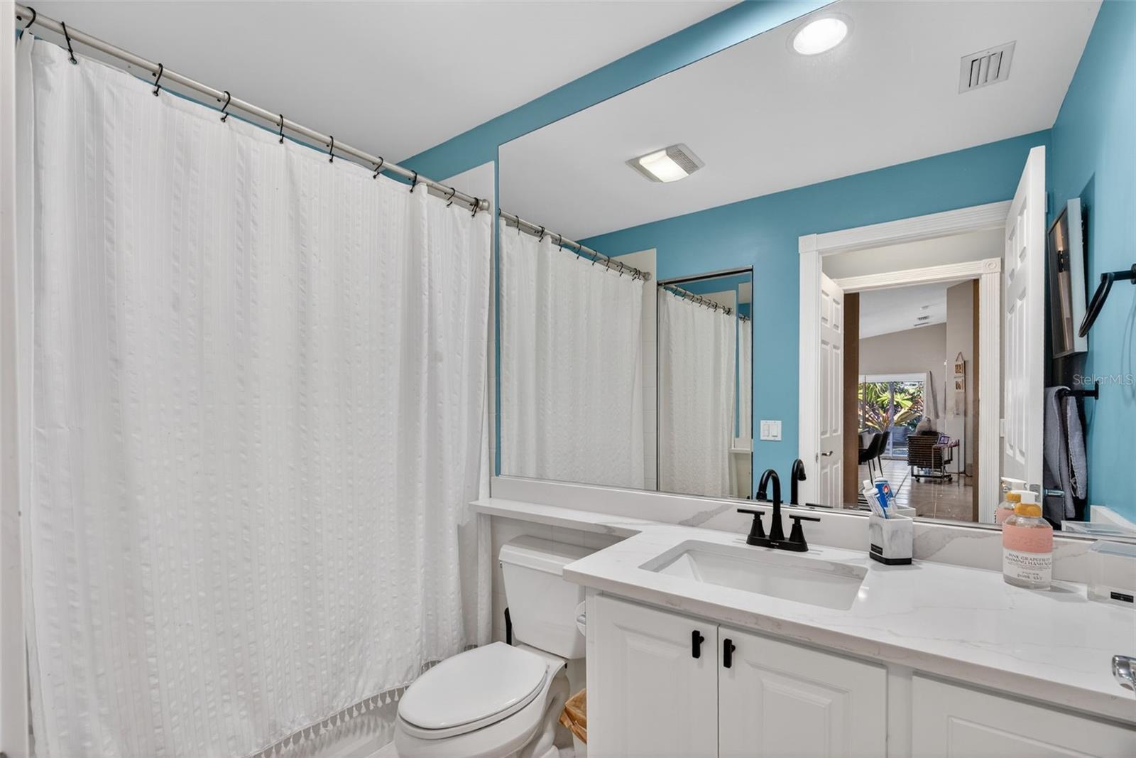 VILLAGEWALK - Residential