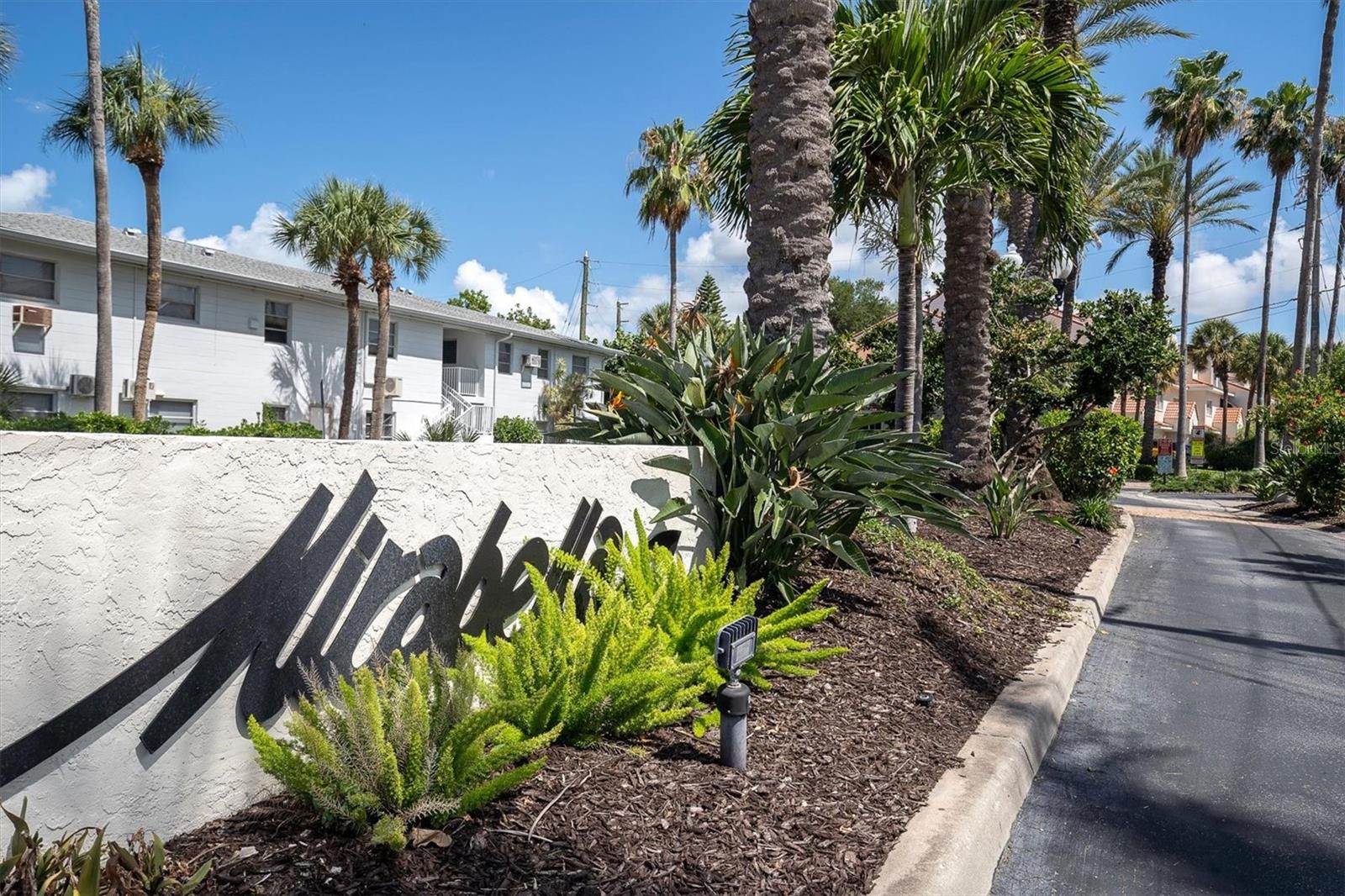 4618 MIRABELLA COURT