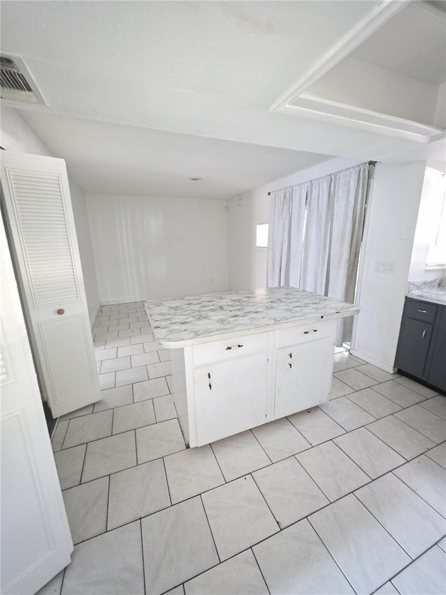 5432 BROOKSWOOD WAY 1005