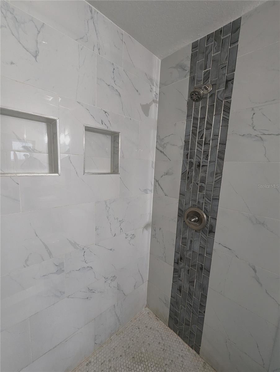 BELLMONT HEIGHTS - Residential