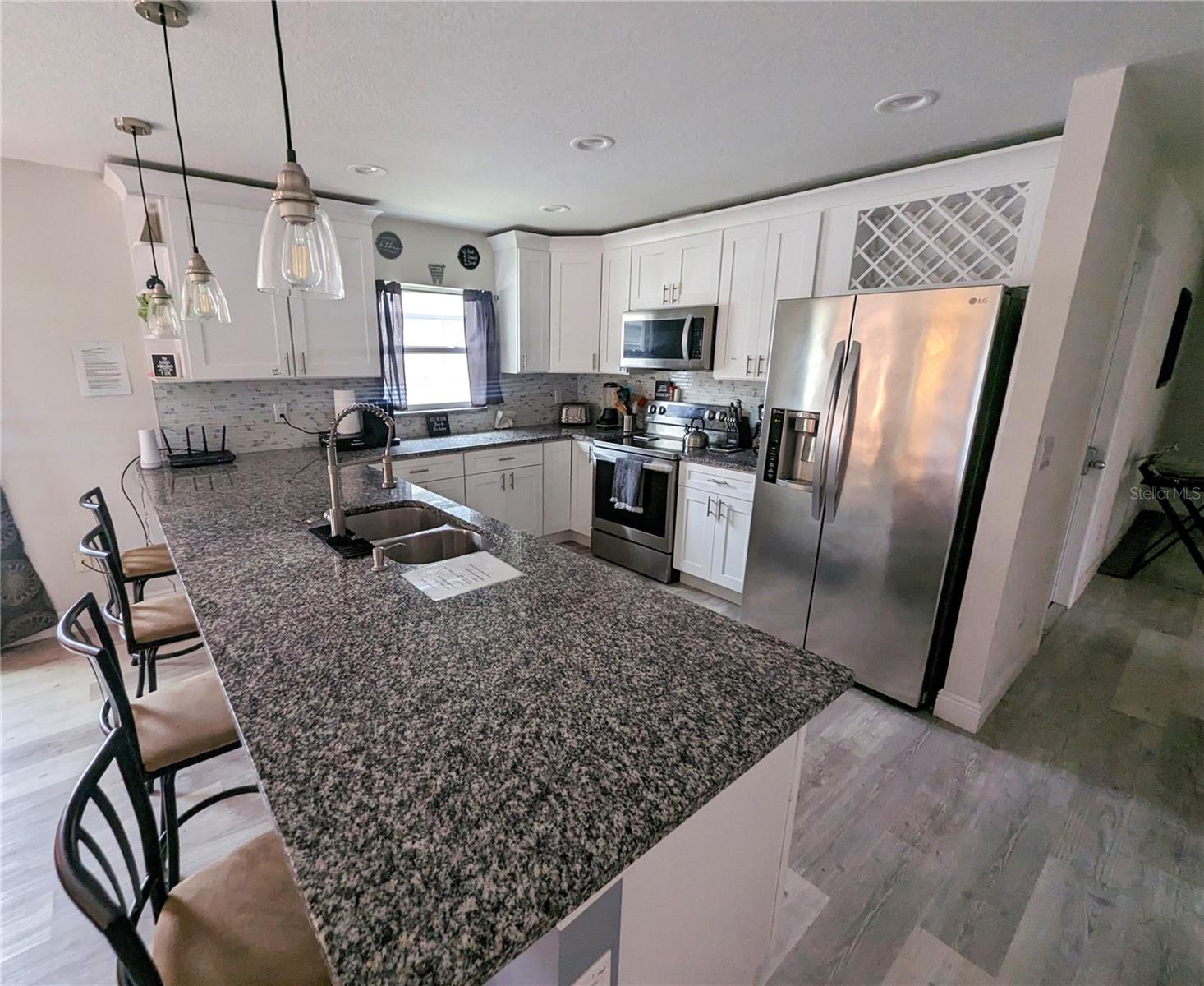 BELLMONT HEIGHTS - Residential