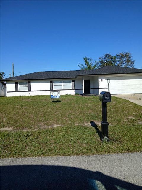Photo of 472 Bali Terrace, Deltona, FL 32725 (MLS # O6392374)