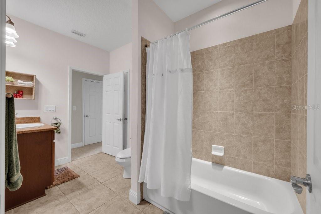 FISHHAWK RANCH TOWNCENTER PH 2A - Residential