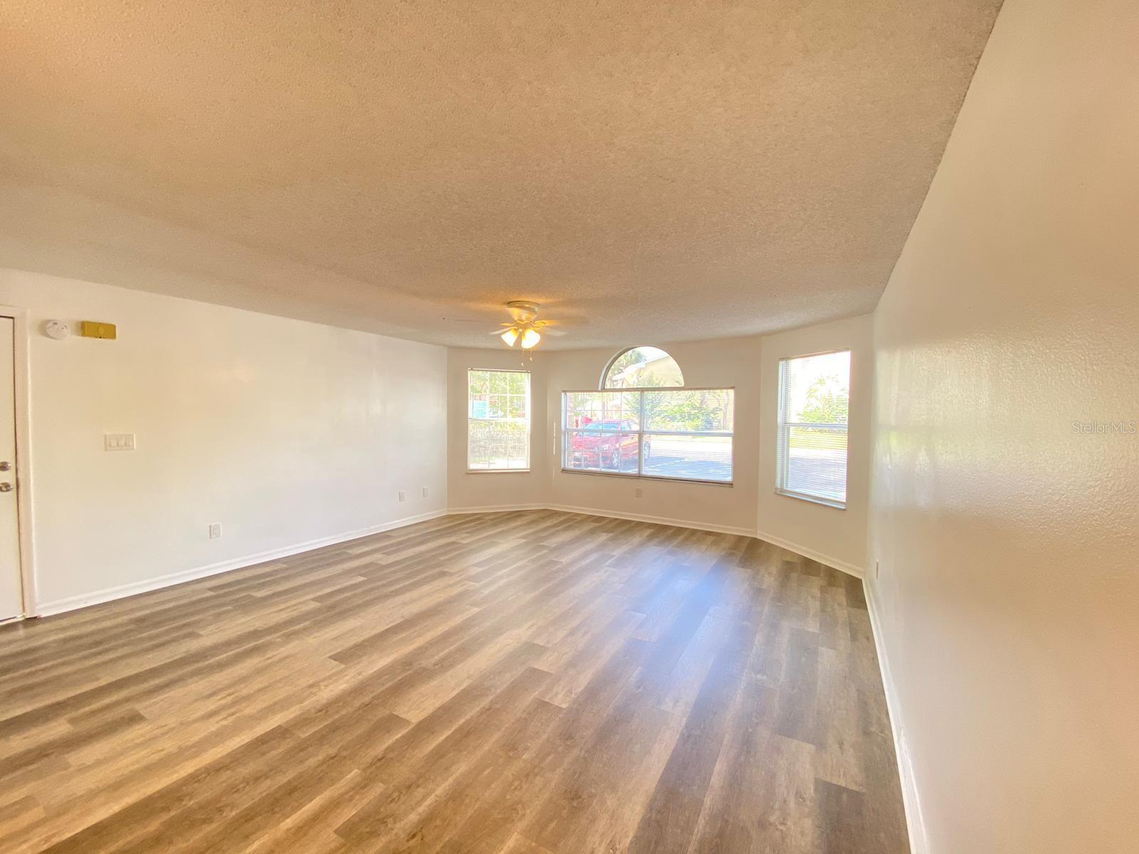VILLAS AT SOMERSET - Residential Lease