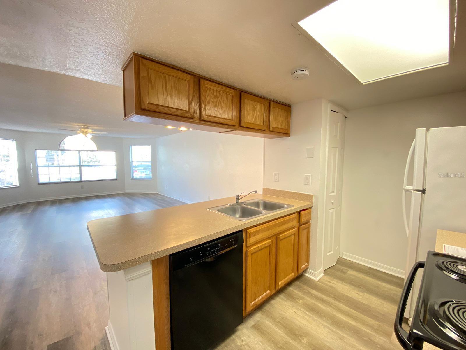 VILLAS AT SOMERSET - Residential Lease