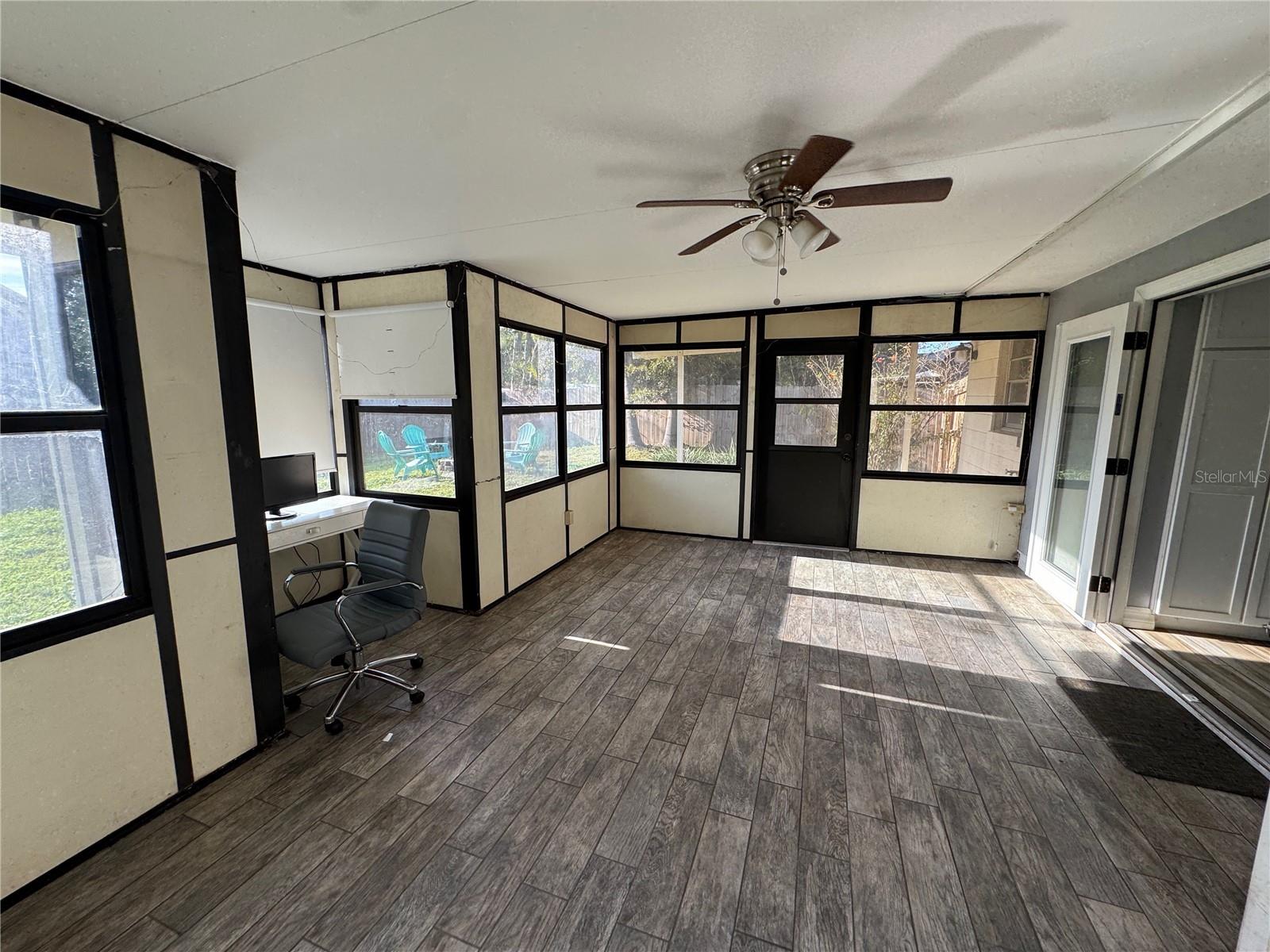 HIDDEN HOLLOW - Residential