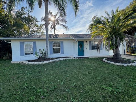 7556 HIDDEN HOLLOW DRIVE ORLANDO FL 32822