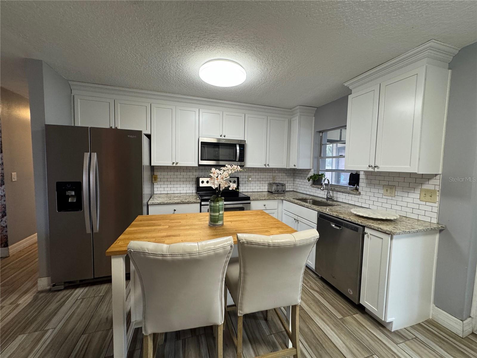 HIDDEN HOLLOW - Residential