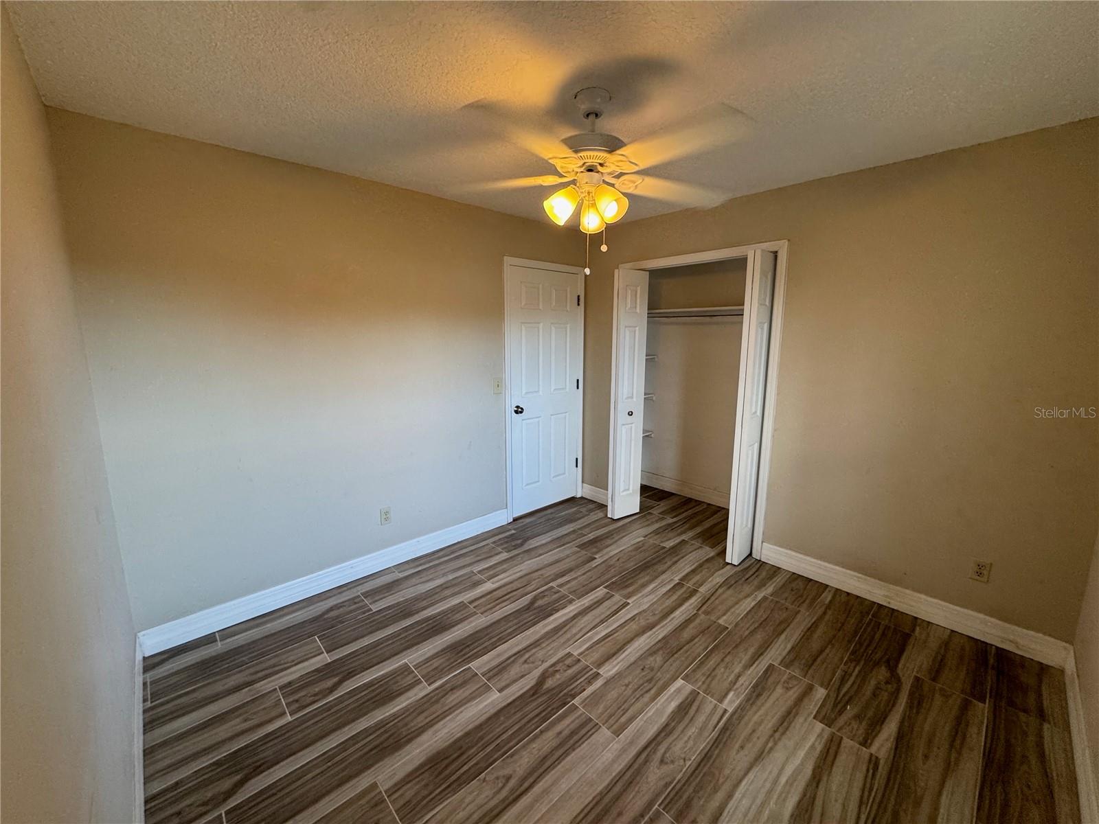 HIDDEN HOLLOW - Residential