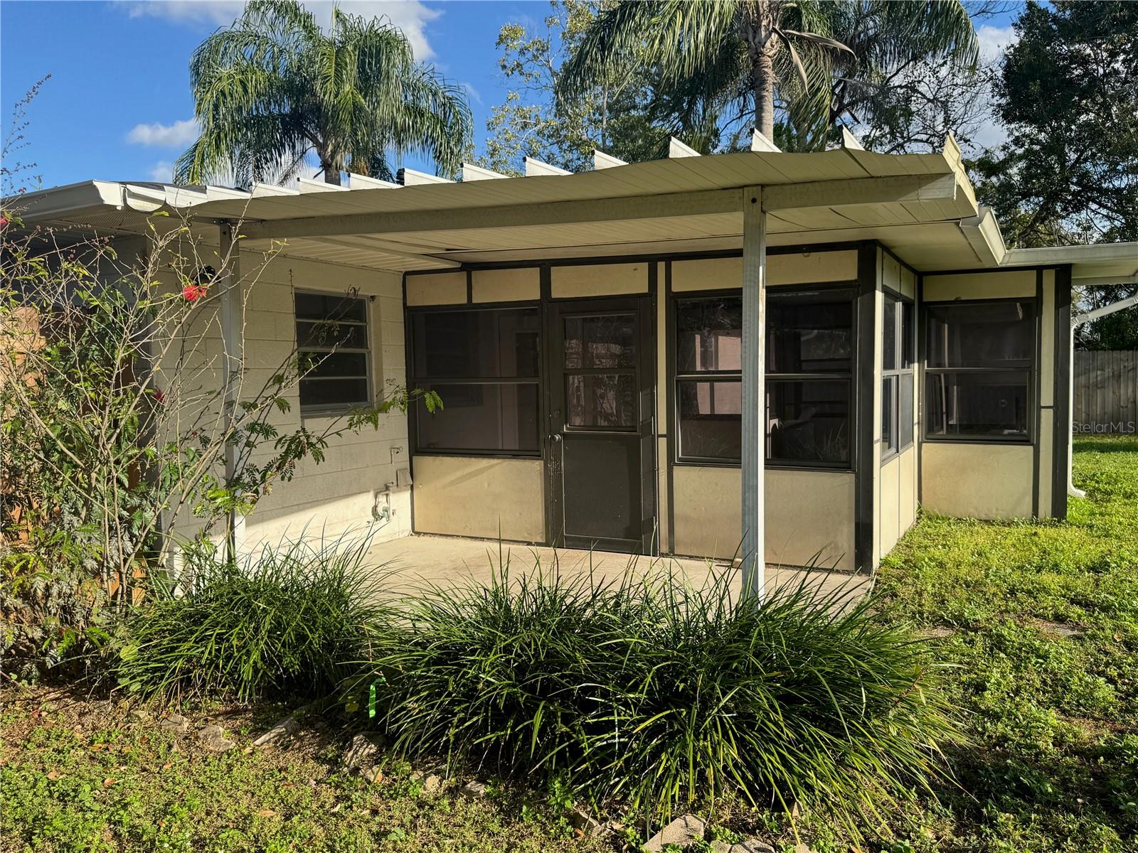 HIDDEN HOLLOW - Residential