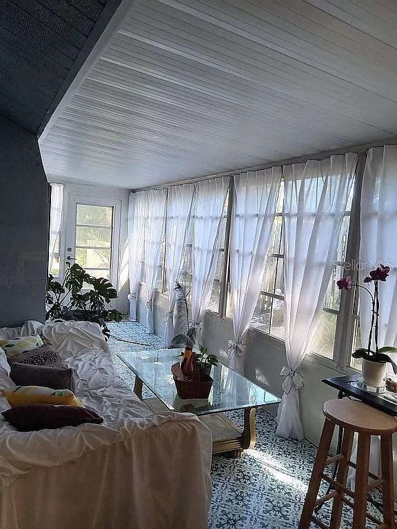 5366 ROYAL PALM AVENUE 5366