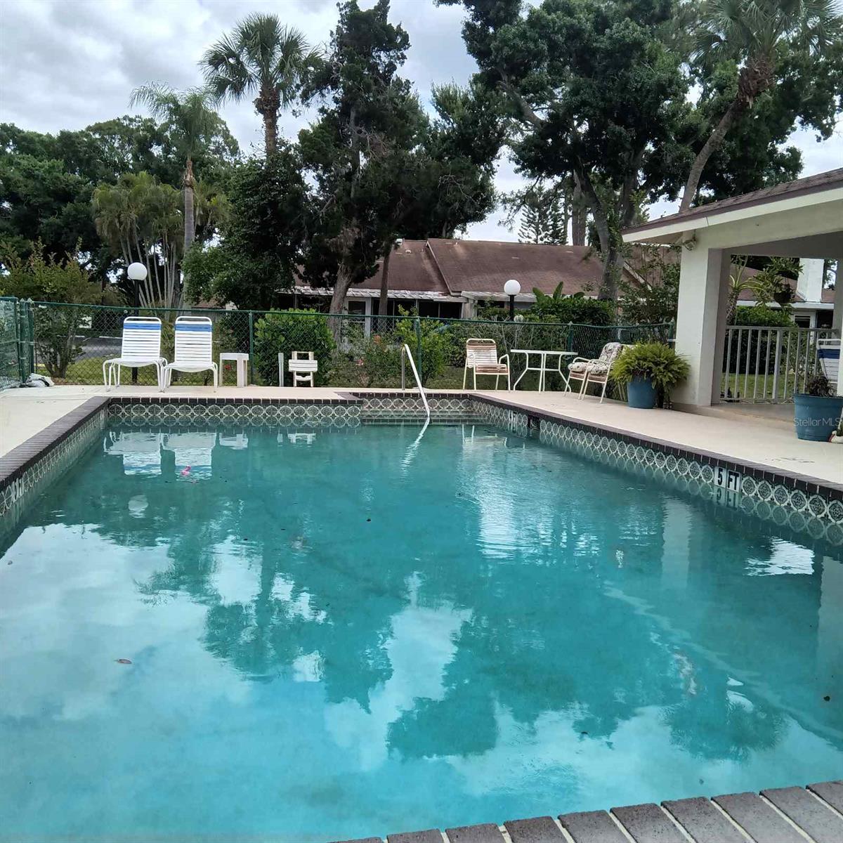 ROYAL PALM VILLAS - Residential