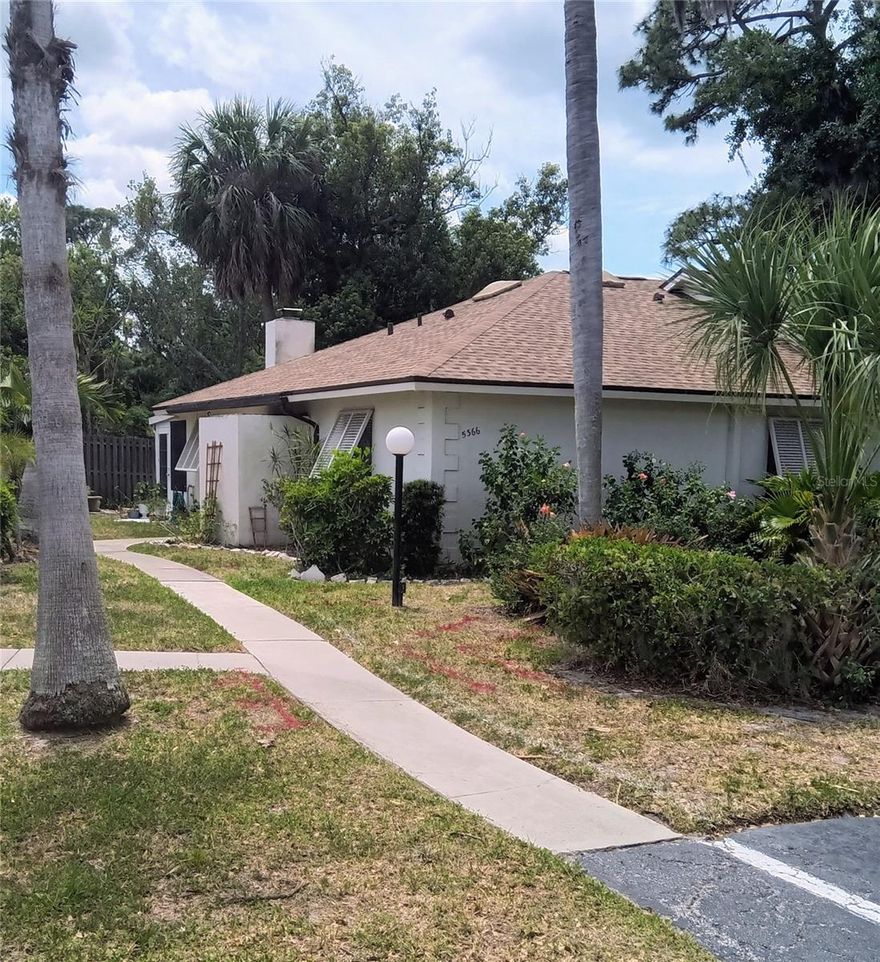 This beautiful 2 bed, 2 bath corner villa is located just 10 minutes driving from the notorious Lido Key beach, and downtown Sarasota. The location is very valuable -  walking distance from Ringling Museum, Asolo Theater, the airport, yet very secluded and private. This condo contains fresh, modern kitchen utilities, a new fireplace, an up-kept garden, and newly refurbished lanai/outdoor lounge. The monthly HOA fee includes lawn care, full exterior maintenance, cable TV, pool care, water, sewer, and trash.