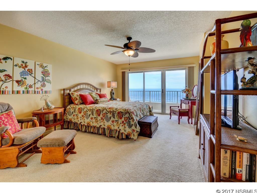 Oceans 08 Condo - Residential