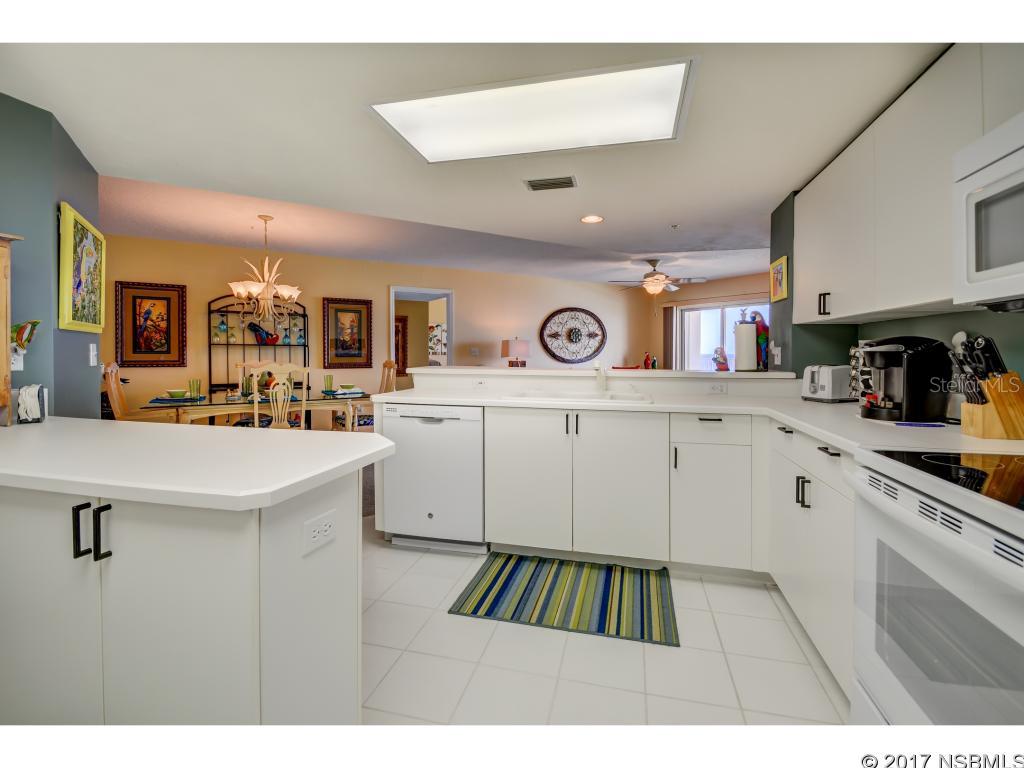 Oceans 08 Condo - Residential