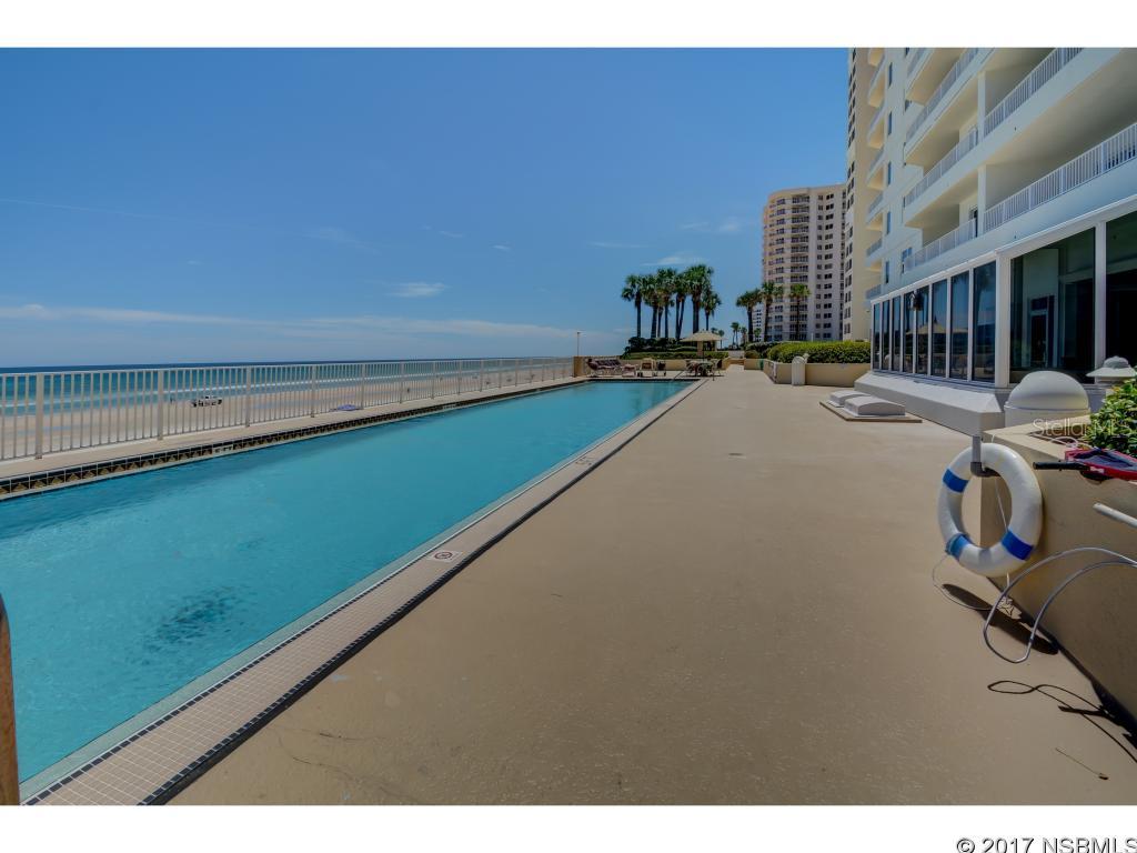 Oceans 08 Condo - Residential