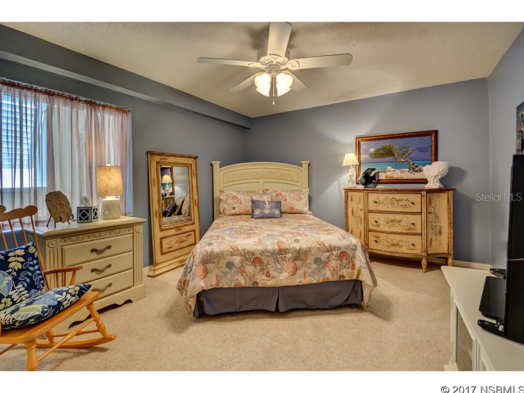 Oceans 08 Condo - Residential