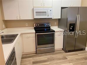 VILLA DEL SOL/MDW WOODS CONDO - Residential Lease