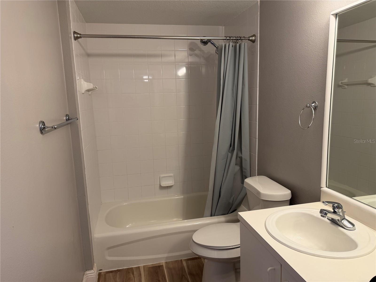 VILLA DEL SOL/MDW WOODS CONDO - Residential Lease