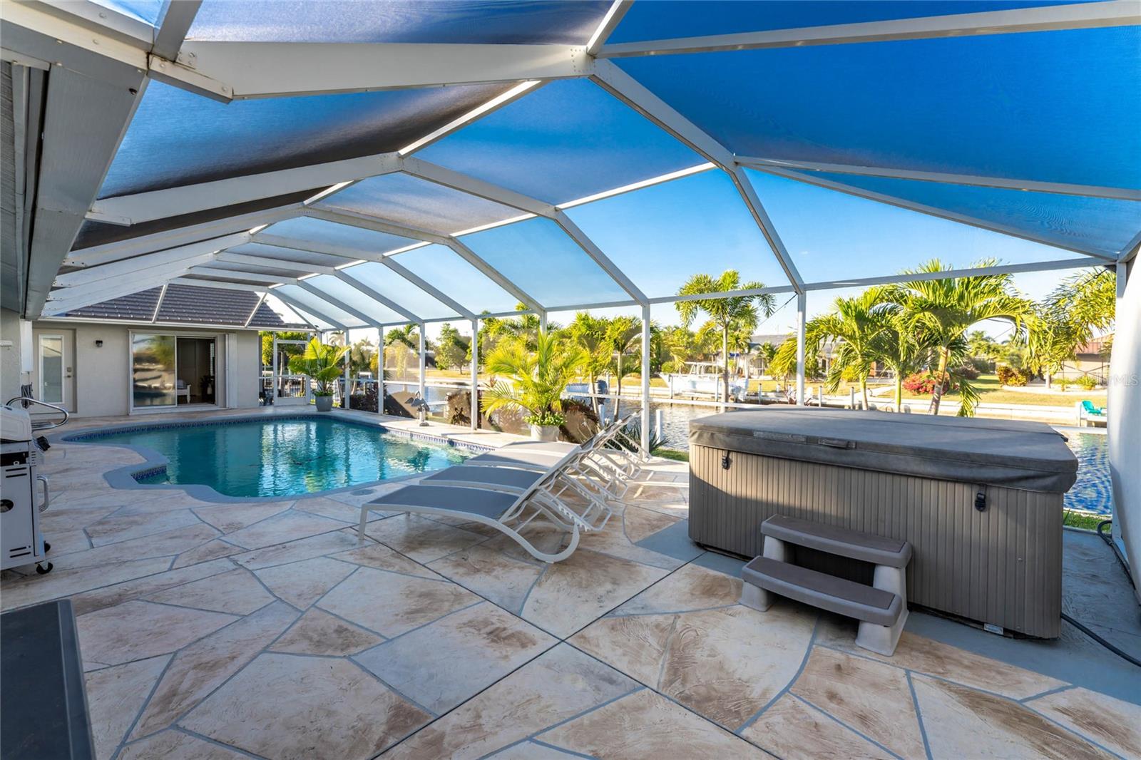 PUNTA GORDA ISLES SEC 11 - Residential