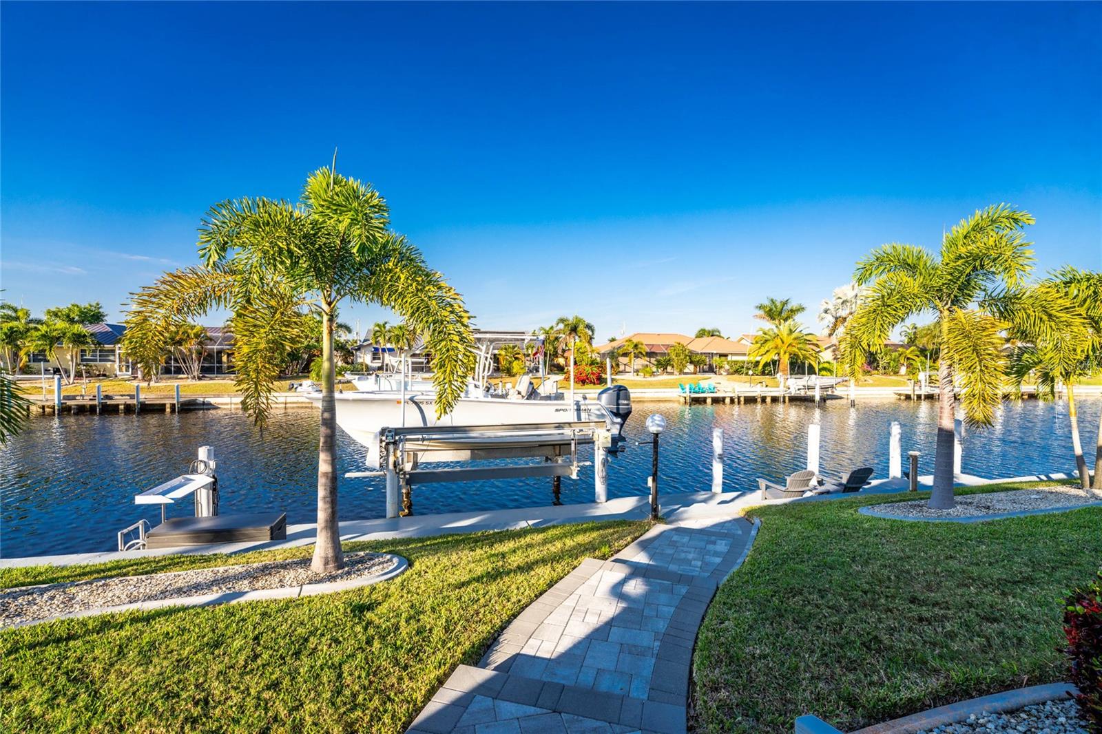 PUNTA GORDA ISLES SEC 11 - Residential