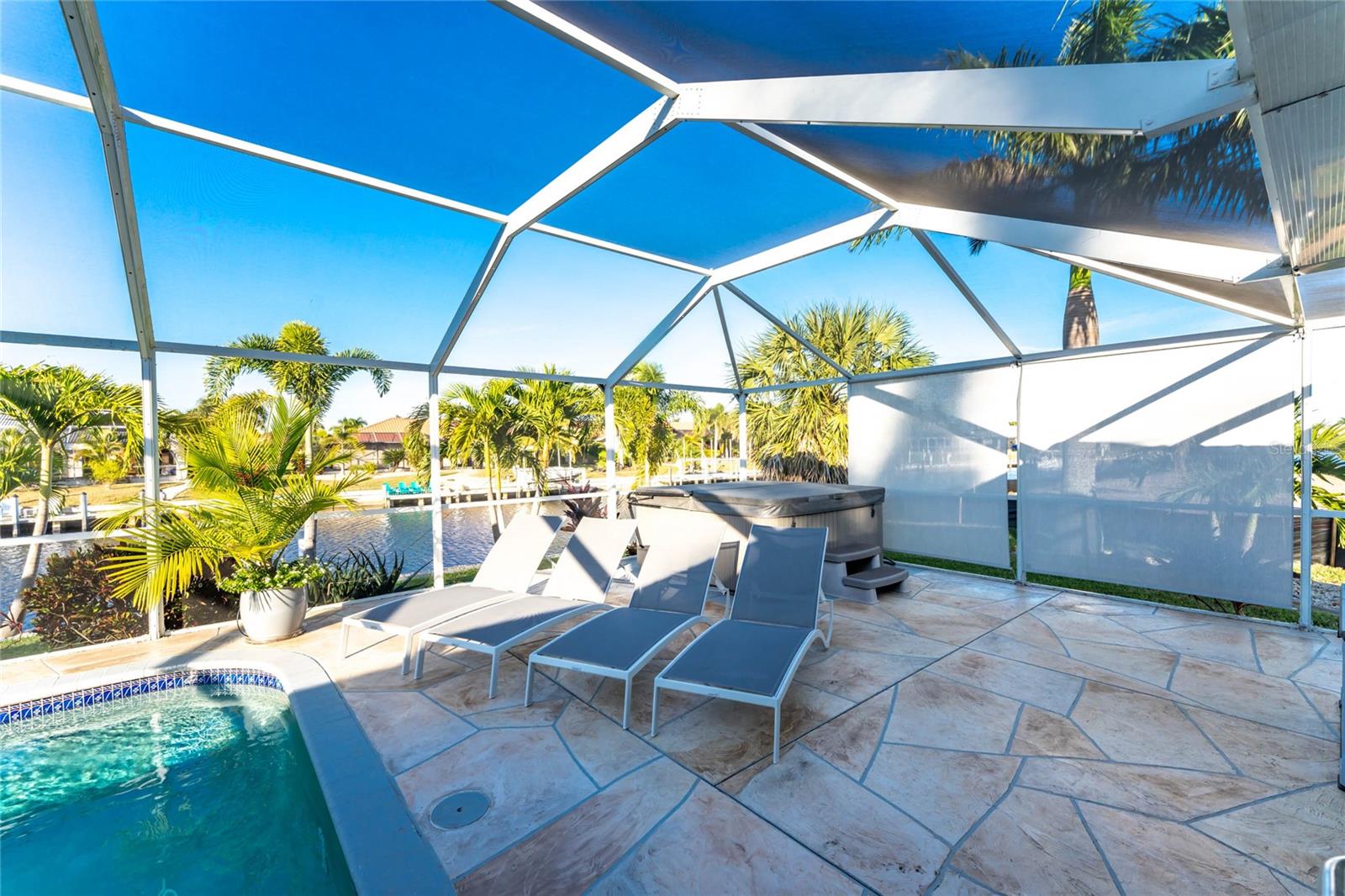 PUNTA GORDA ISLES SEC 11 - Residential