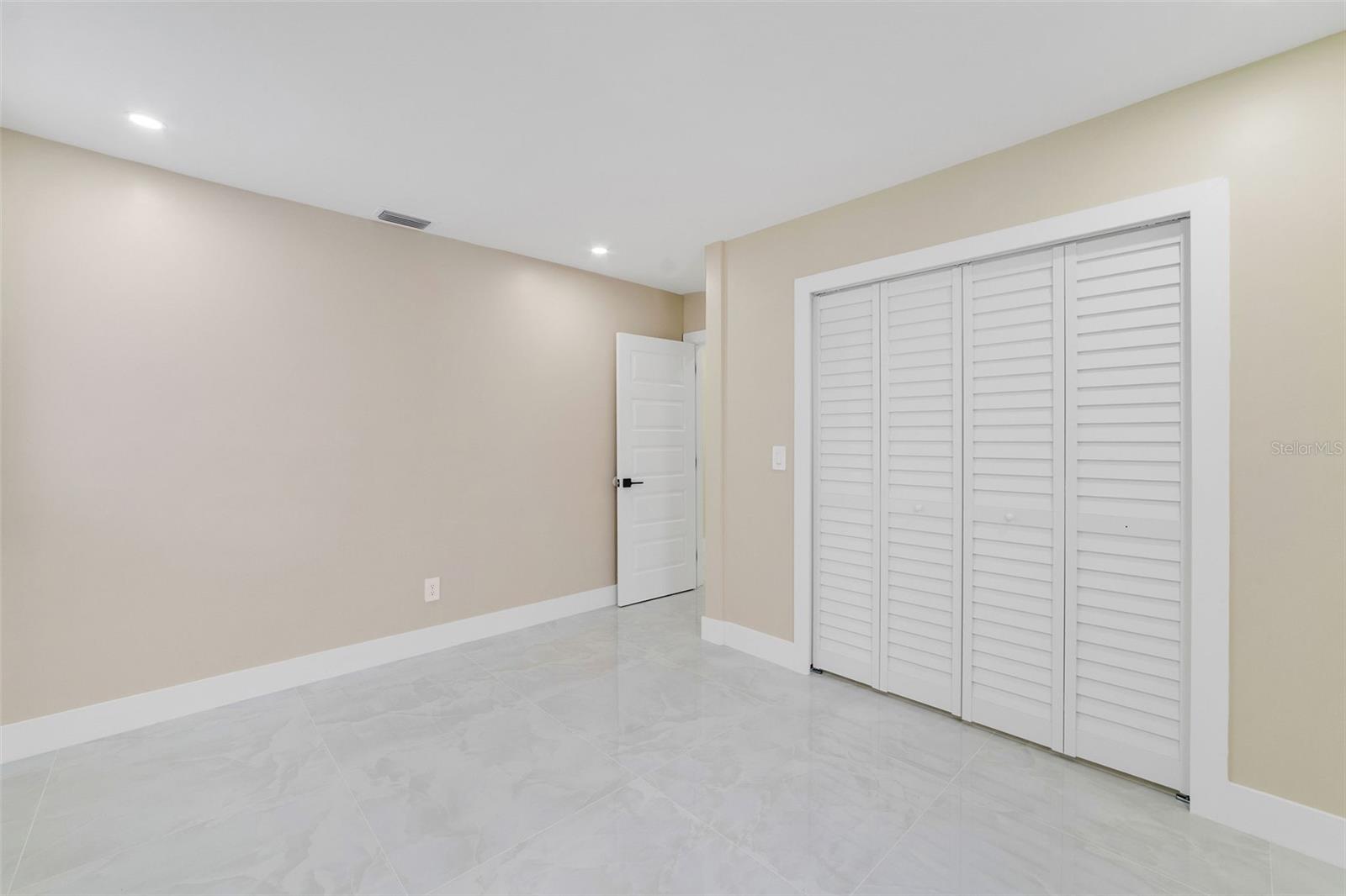 WEST PARK ESTATES UNIT 2 - Residential