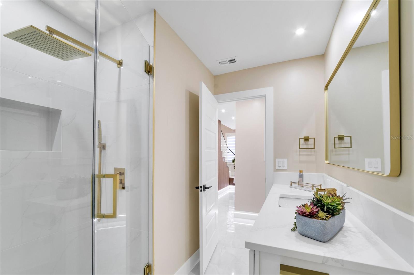 WEST PARK ESTATES UNIT 2 - Residential