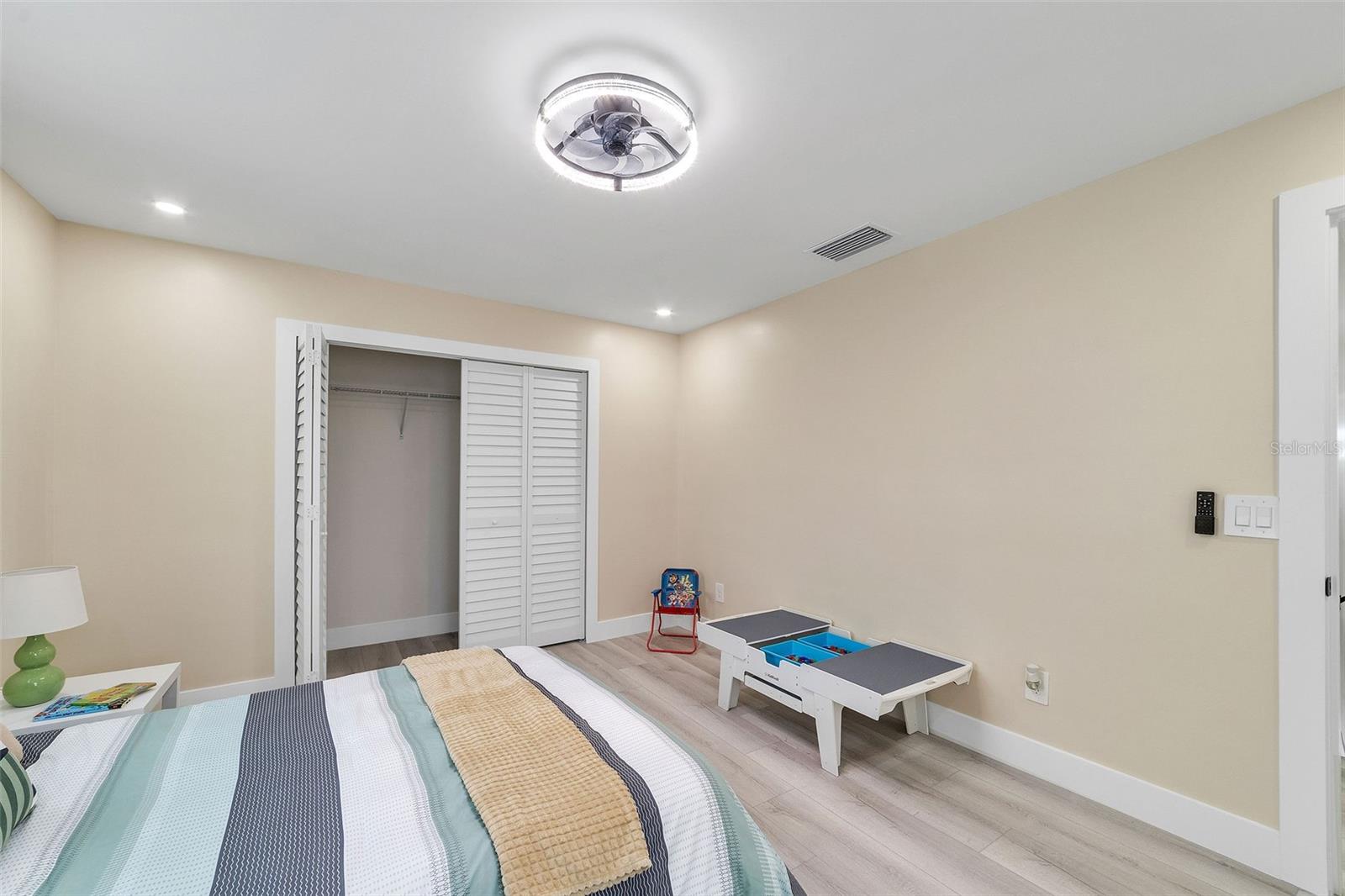 WEST PARK ESTATES UNIT 2 - Residential