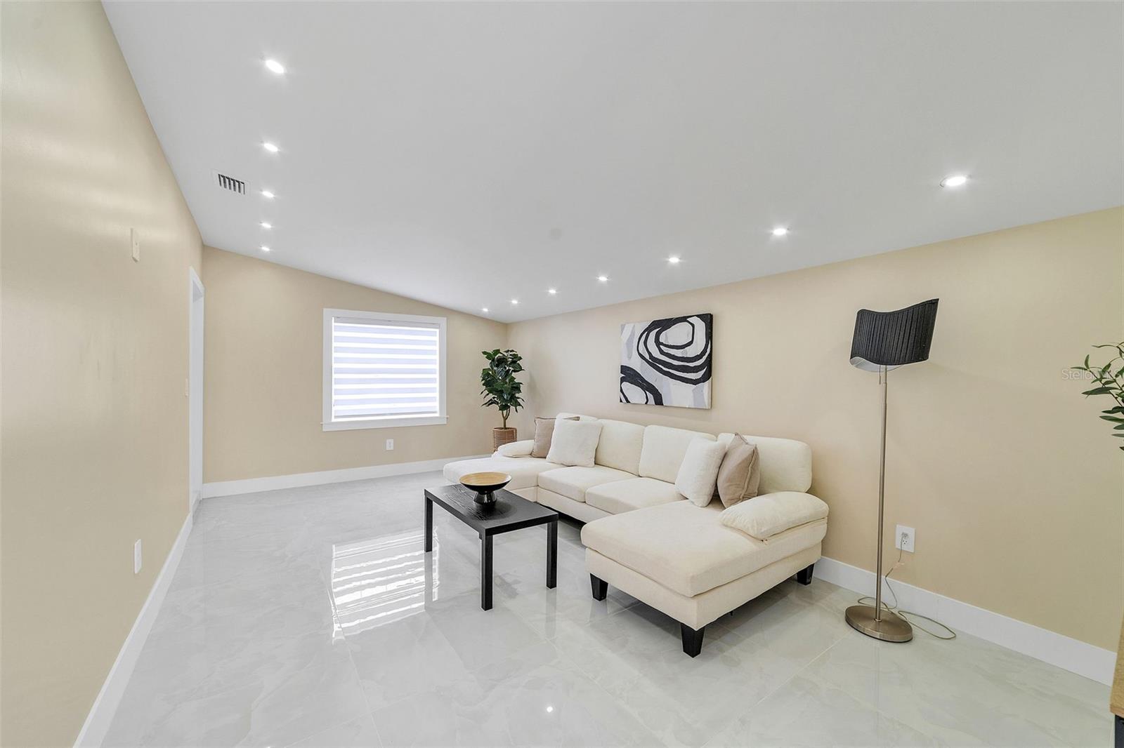 WEST PARK ESTATES UNIT 2 - Residential