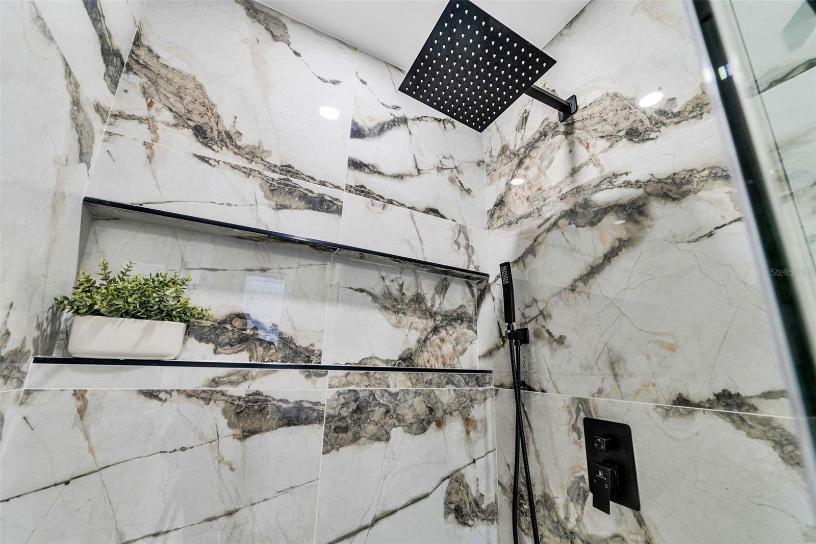 WEST PARK ESTATES UNIT 2 - Residential