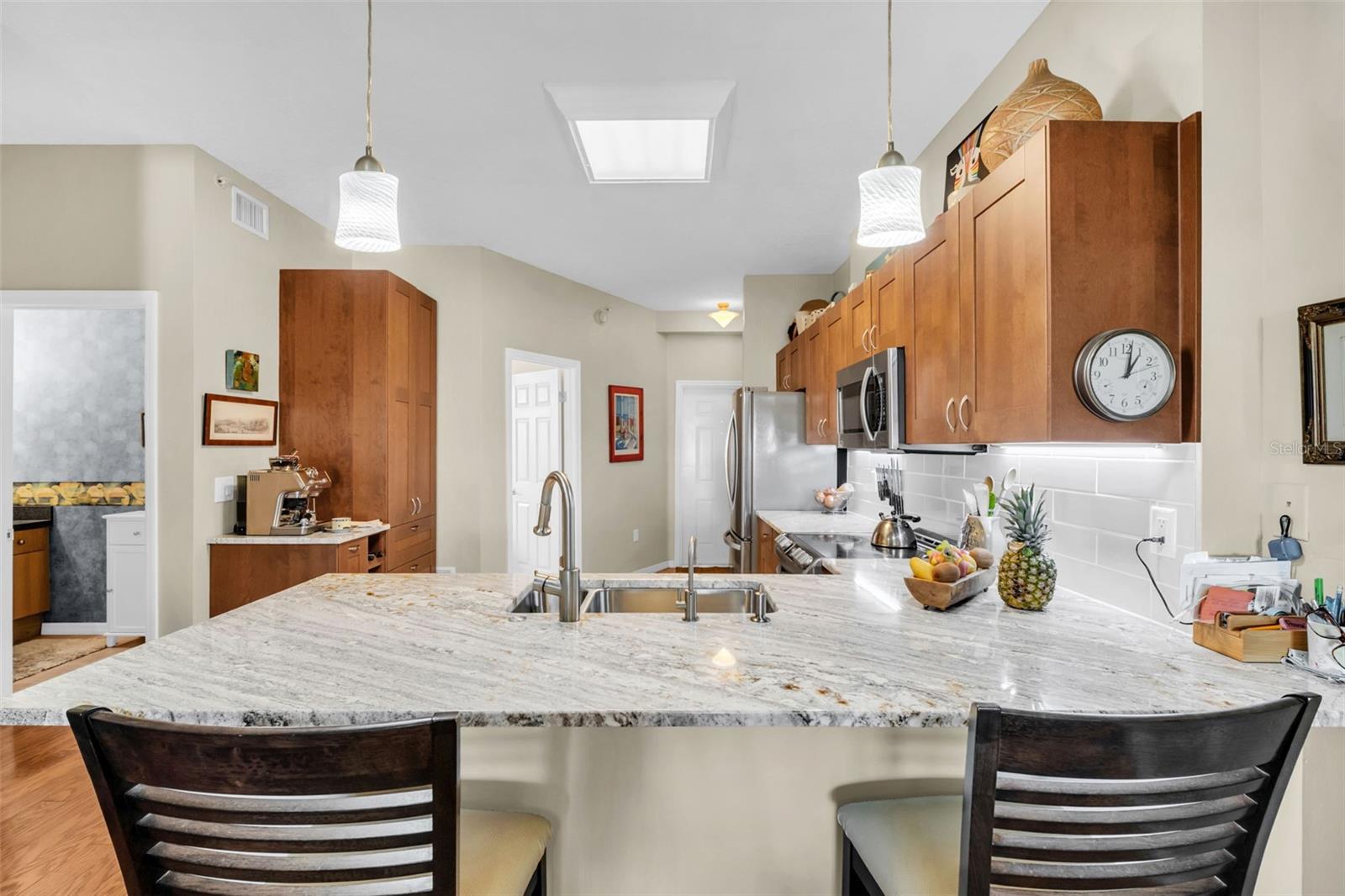 CASABLANCA TOWERS CONDO - Residential