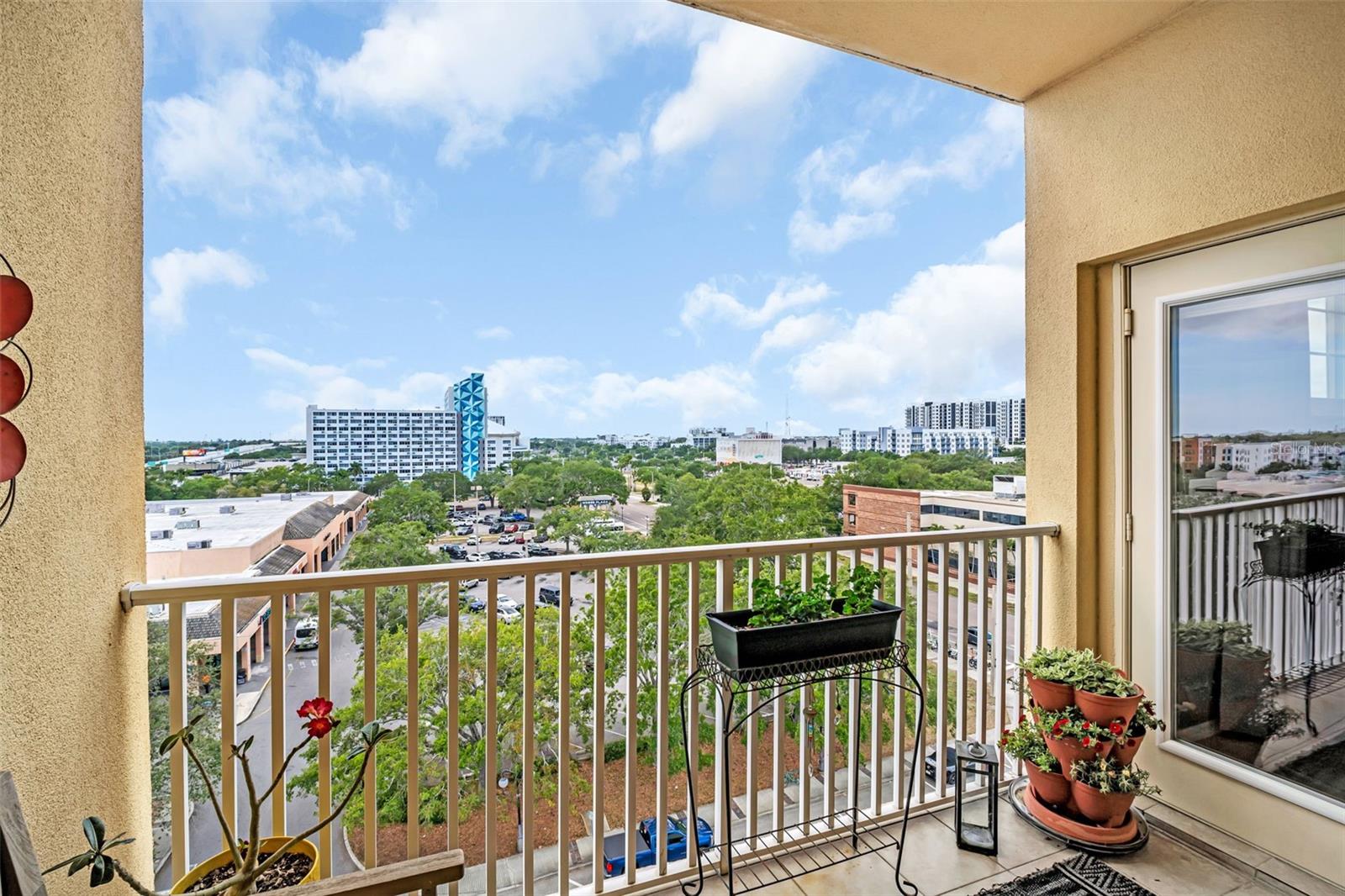 CASABLANCA TOWERS CONDO - Residential