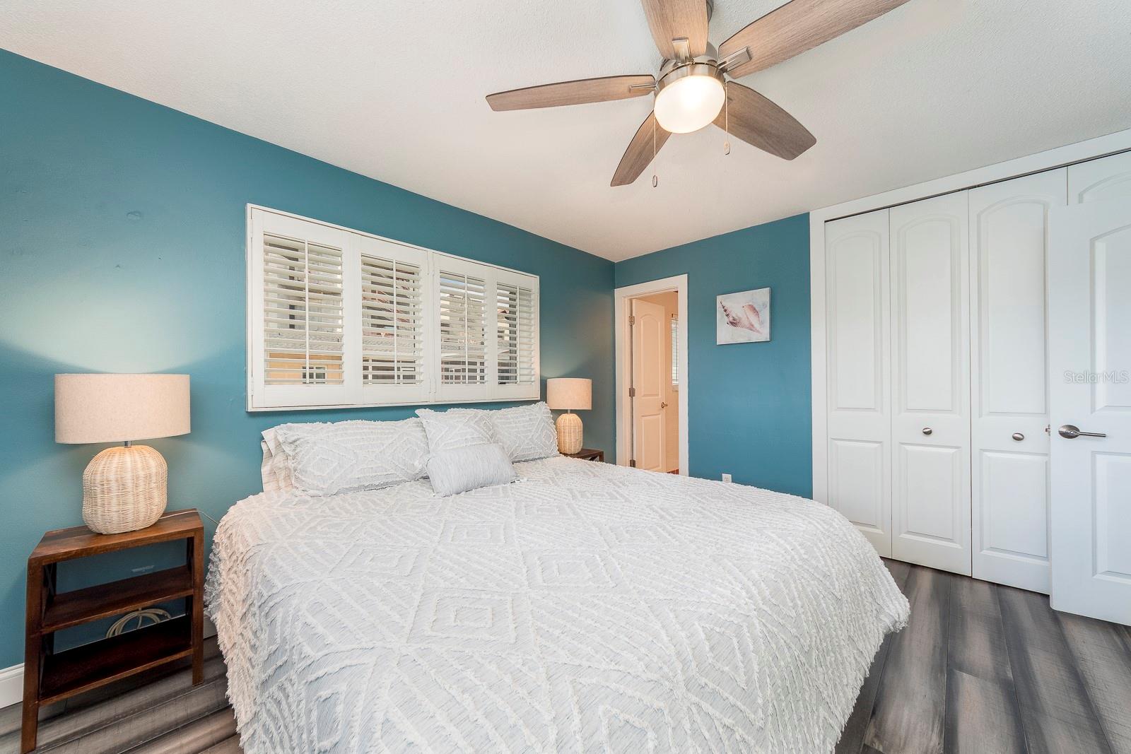 ISLAND VIEW CONDO - Residential