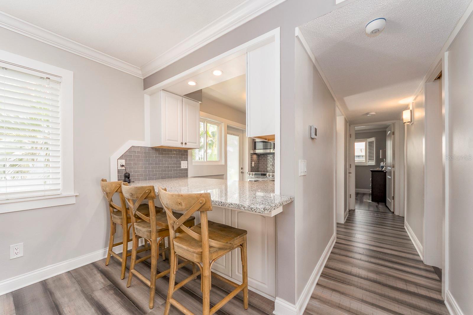 ISLAND VIEW CONDO - Residential