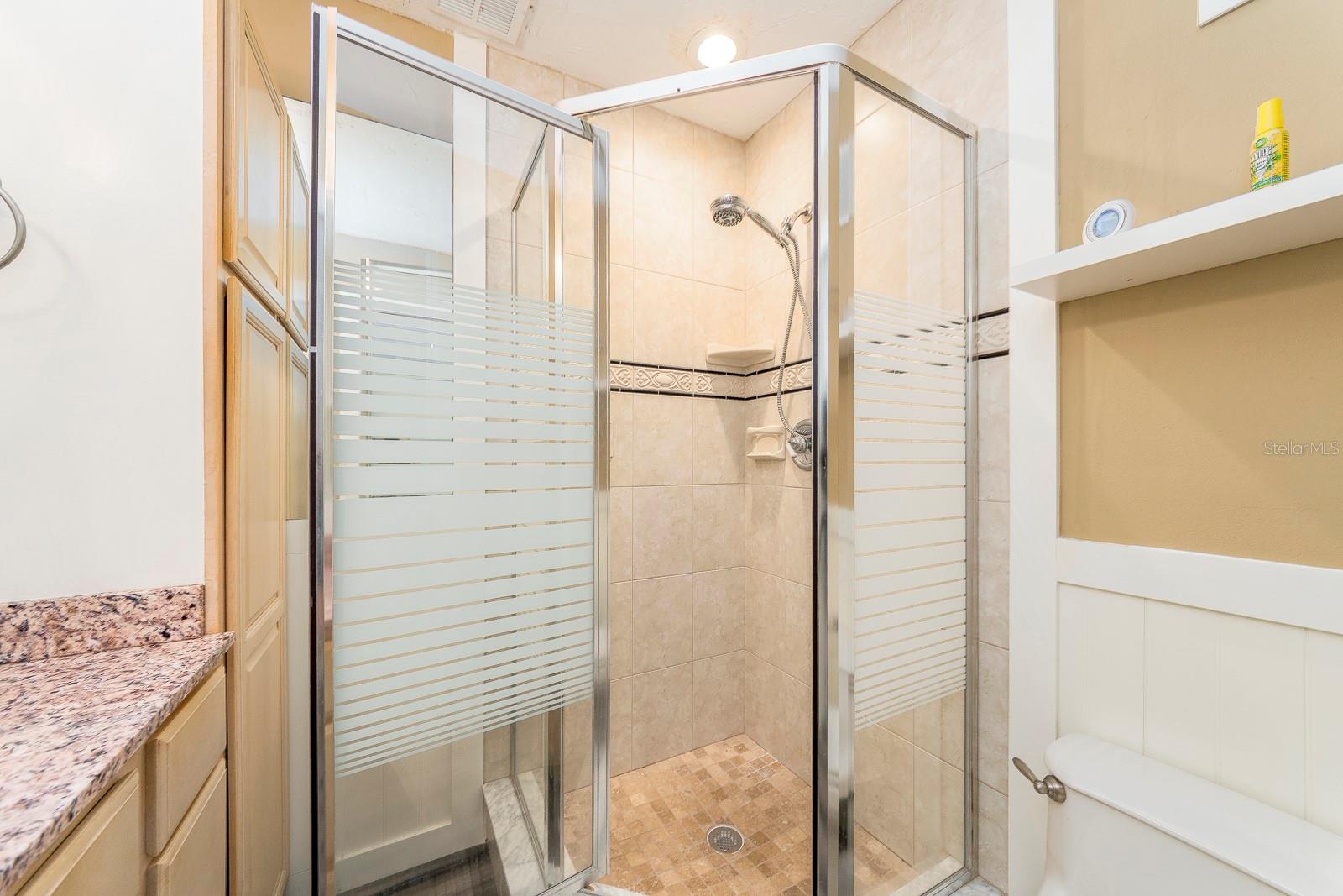 ISLAND VIEW CONDO - Residential
