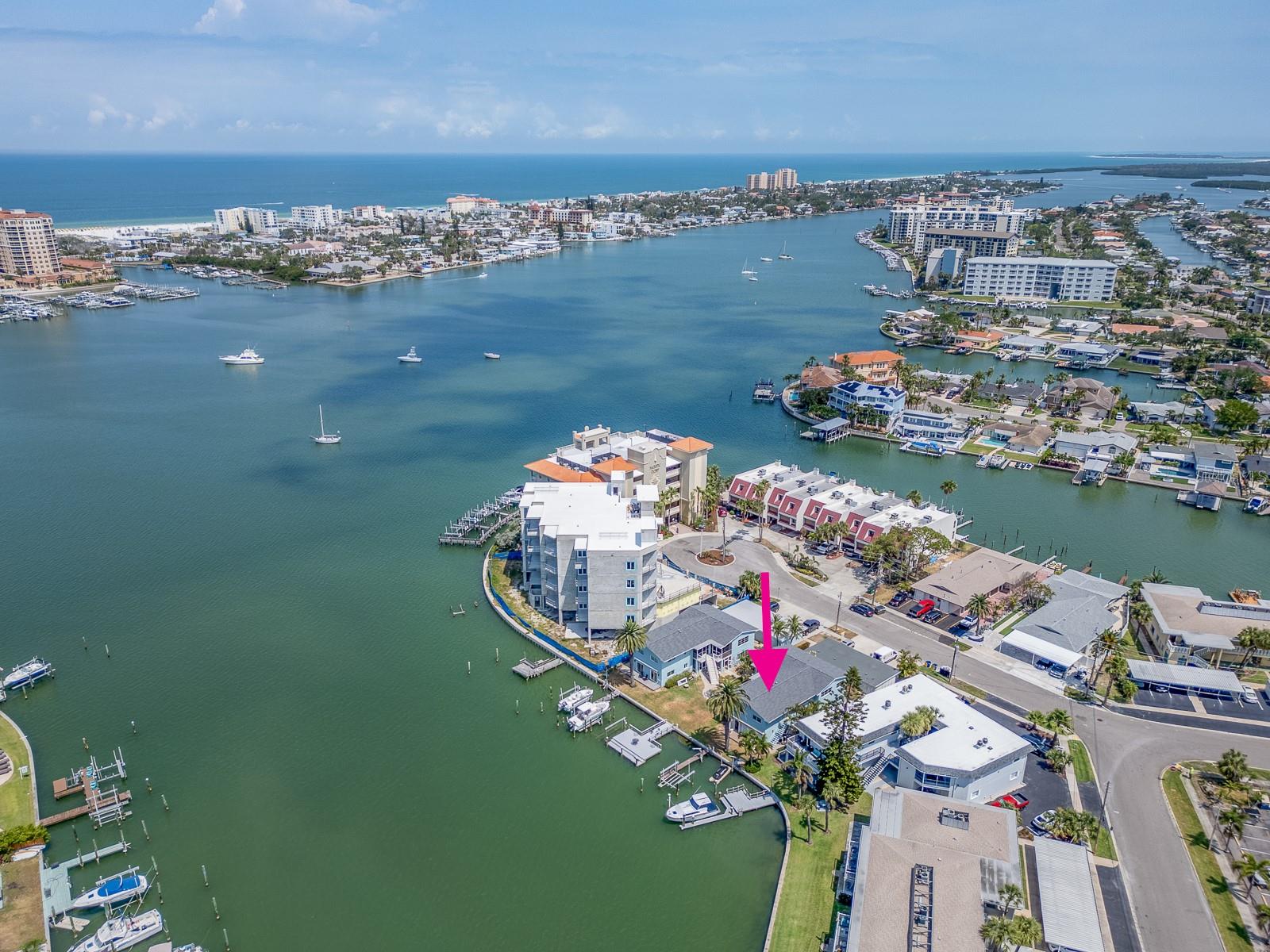 ISLAND VIEW CONDO - Residential