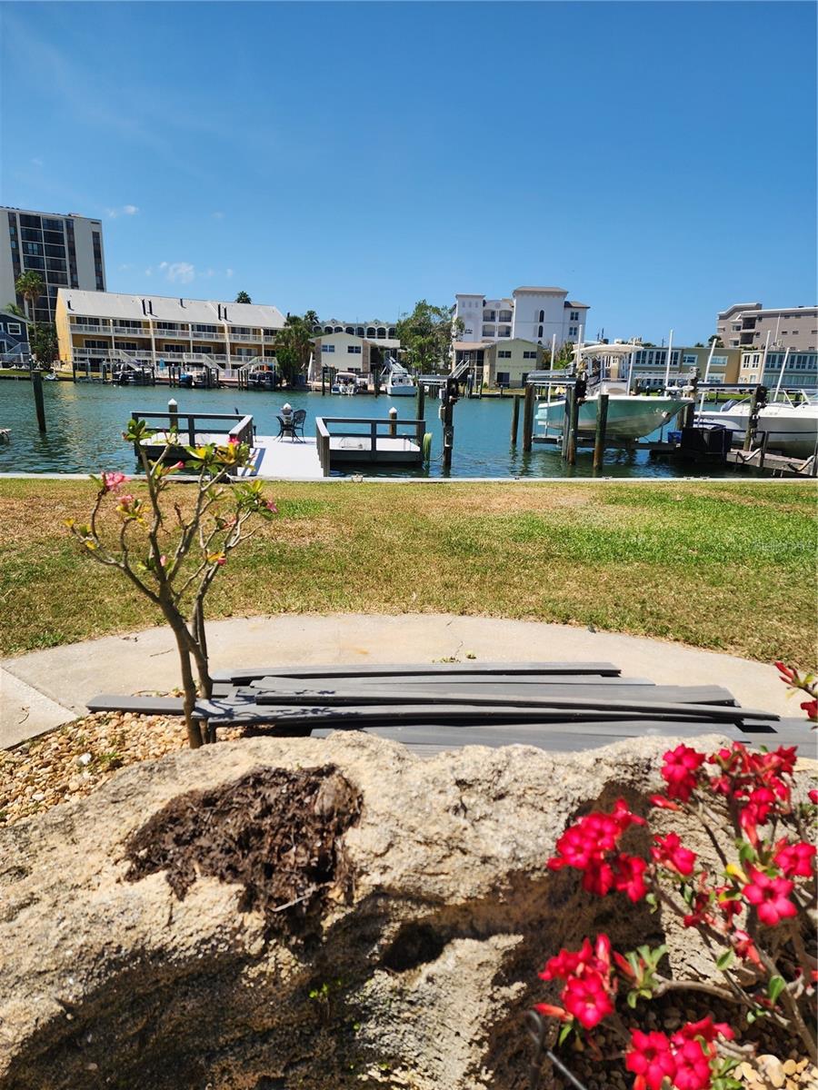 ISLAND VIEW CONDO - Residential