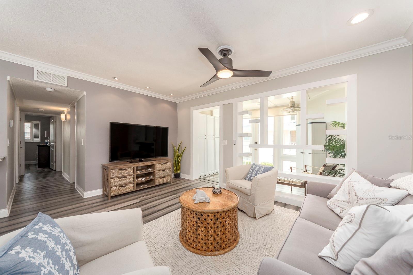 ISLAND VIEW CONDO - Residential