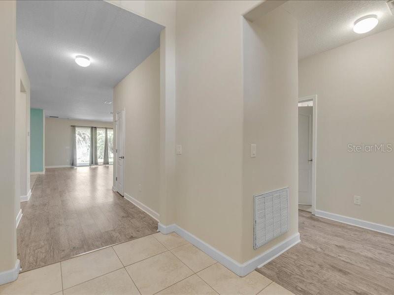 1569 THETFORD CIRCLE