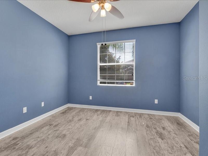 1569 THETFORD CIRCLE