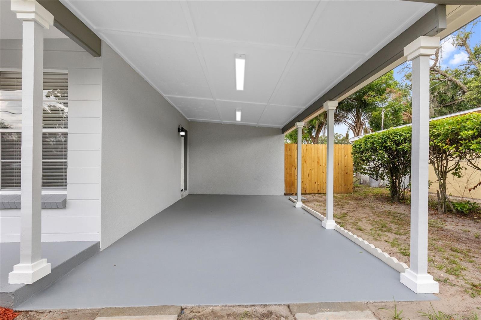 3009 E FLORA STREET