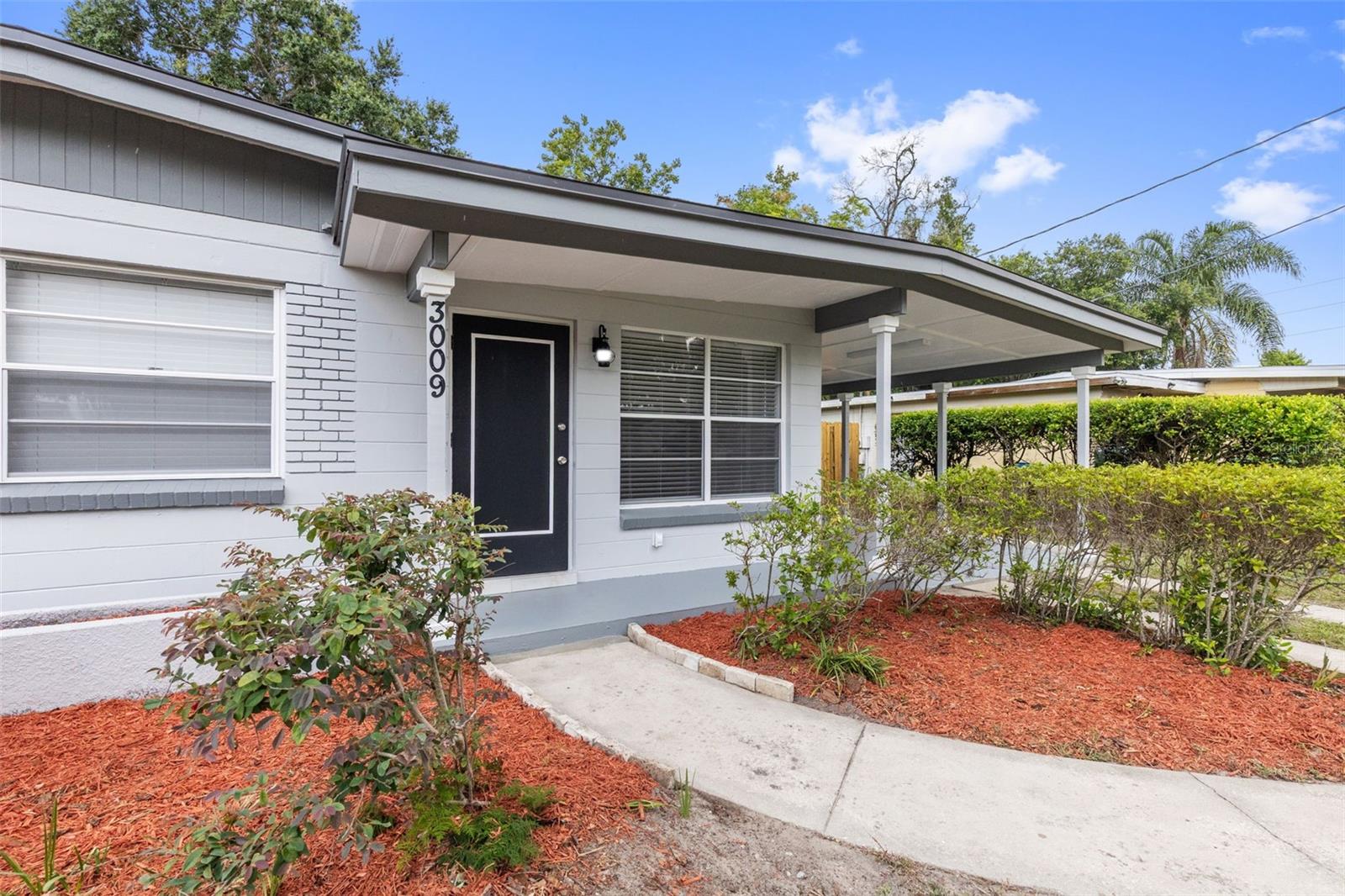 3009 E FLORA STREET