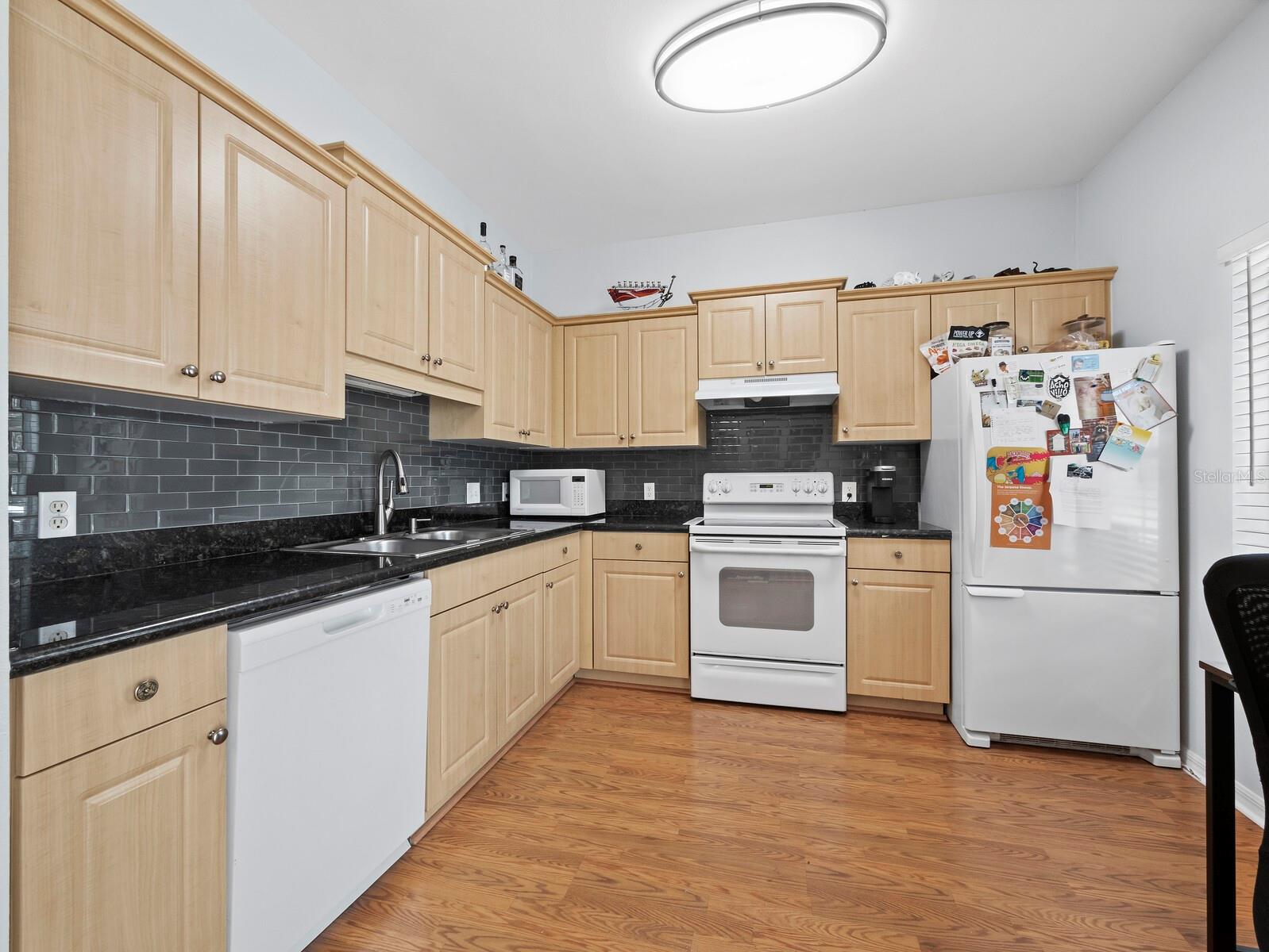 7596 PLANTATION CIRCLE 7596
