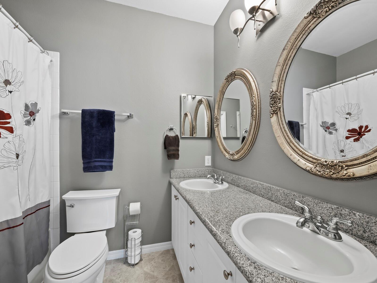 CAROLINA LANDINGS AT UNIVERSITY PLACE A - Residential