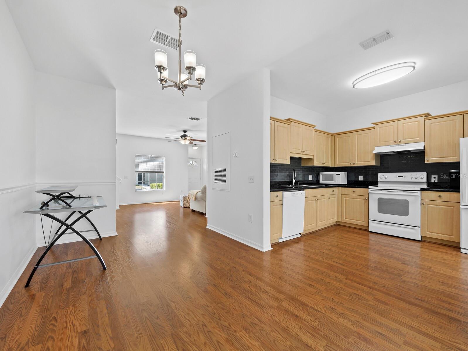 CAROLINA LANDINGS AT UNIVERSITY PLACE A - Residential