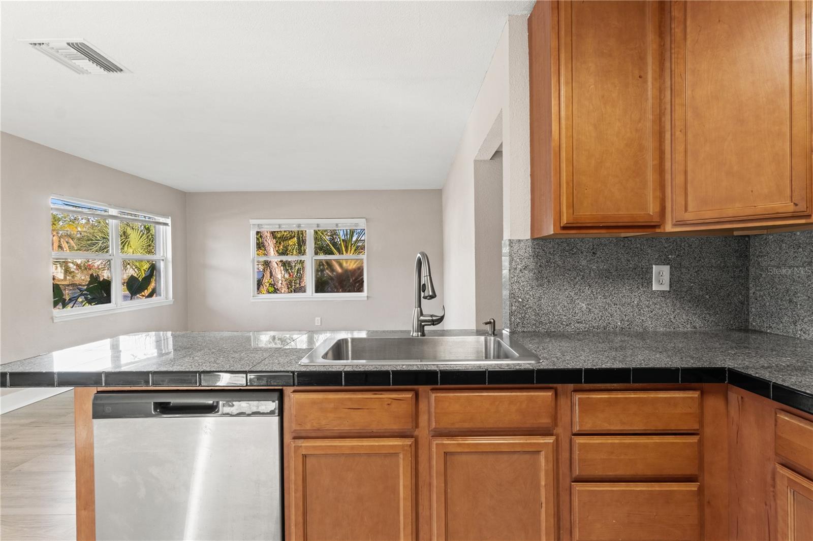 EAST LAKE PARK UNIT THREE - Residential