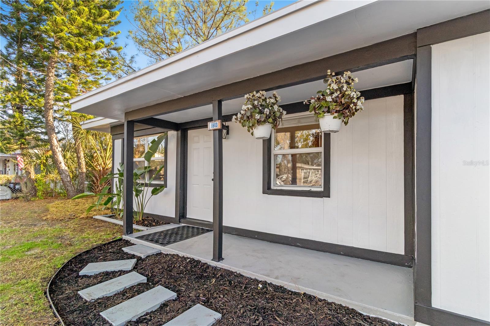 6903 TRAVIS BOULEVARD