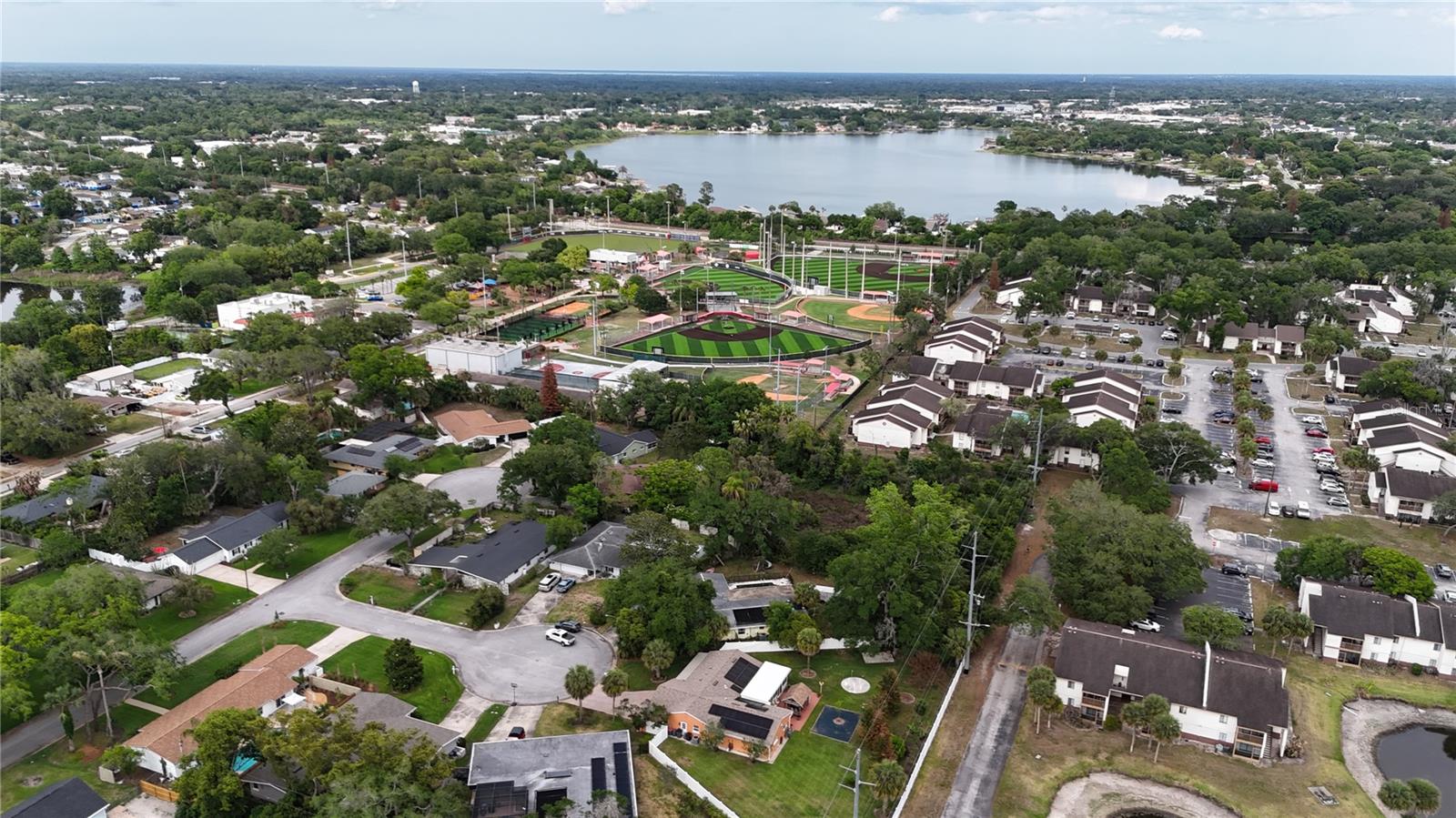 UNDEROAKS - Residential