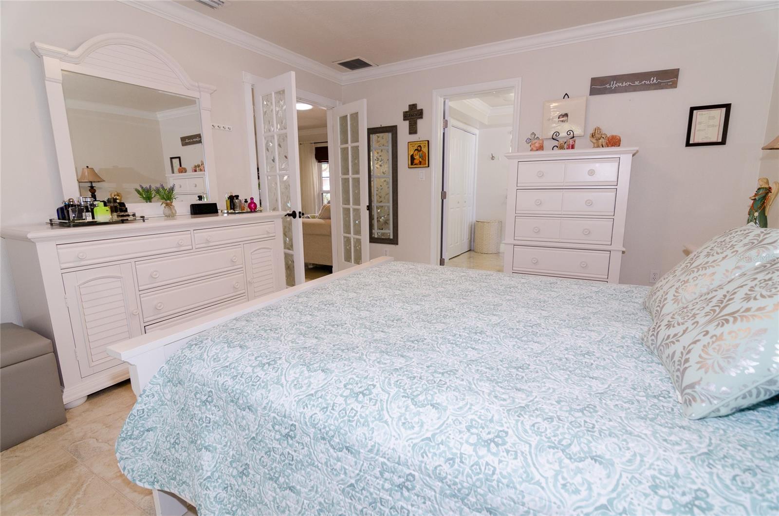 UNDEROAKS - Residential